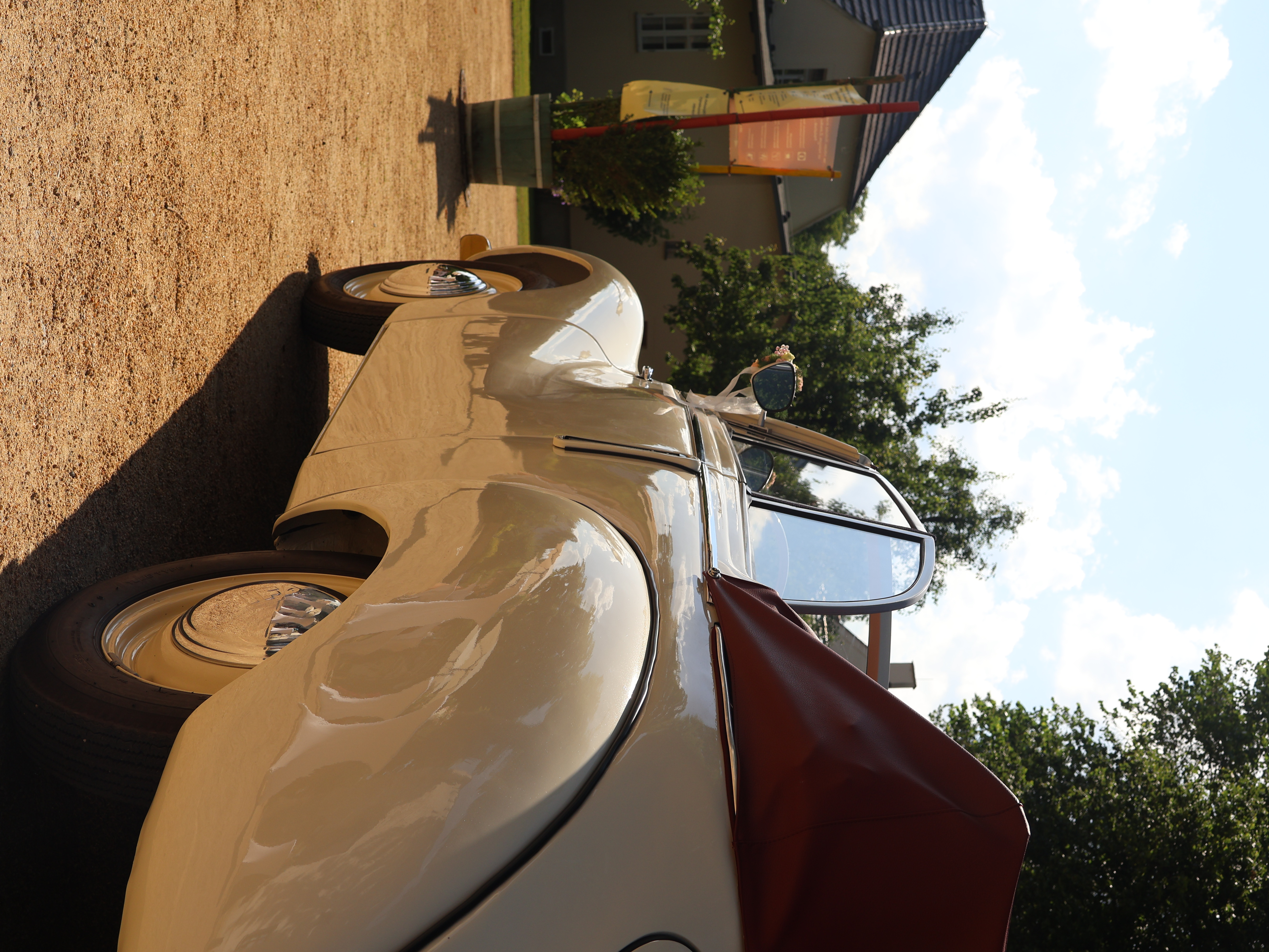 IFA F9 Cabrio - Stilvoller Oldtimer für besondere Anlässe