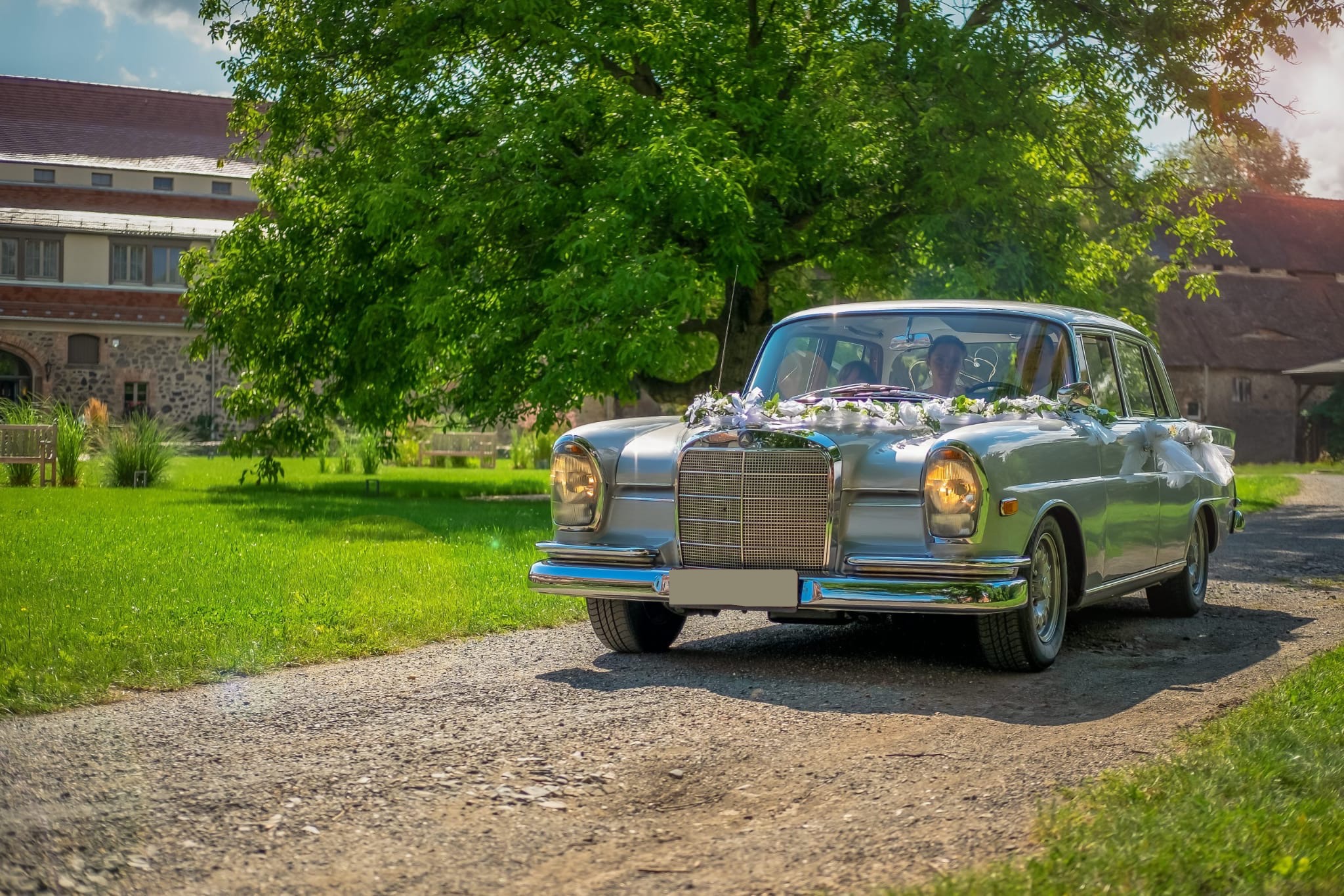 Mercedes Benz SE220 – Luxusauto für Hochzeiten